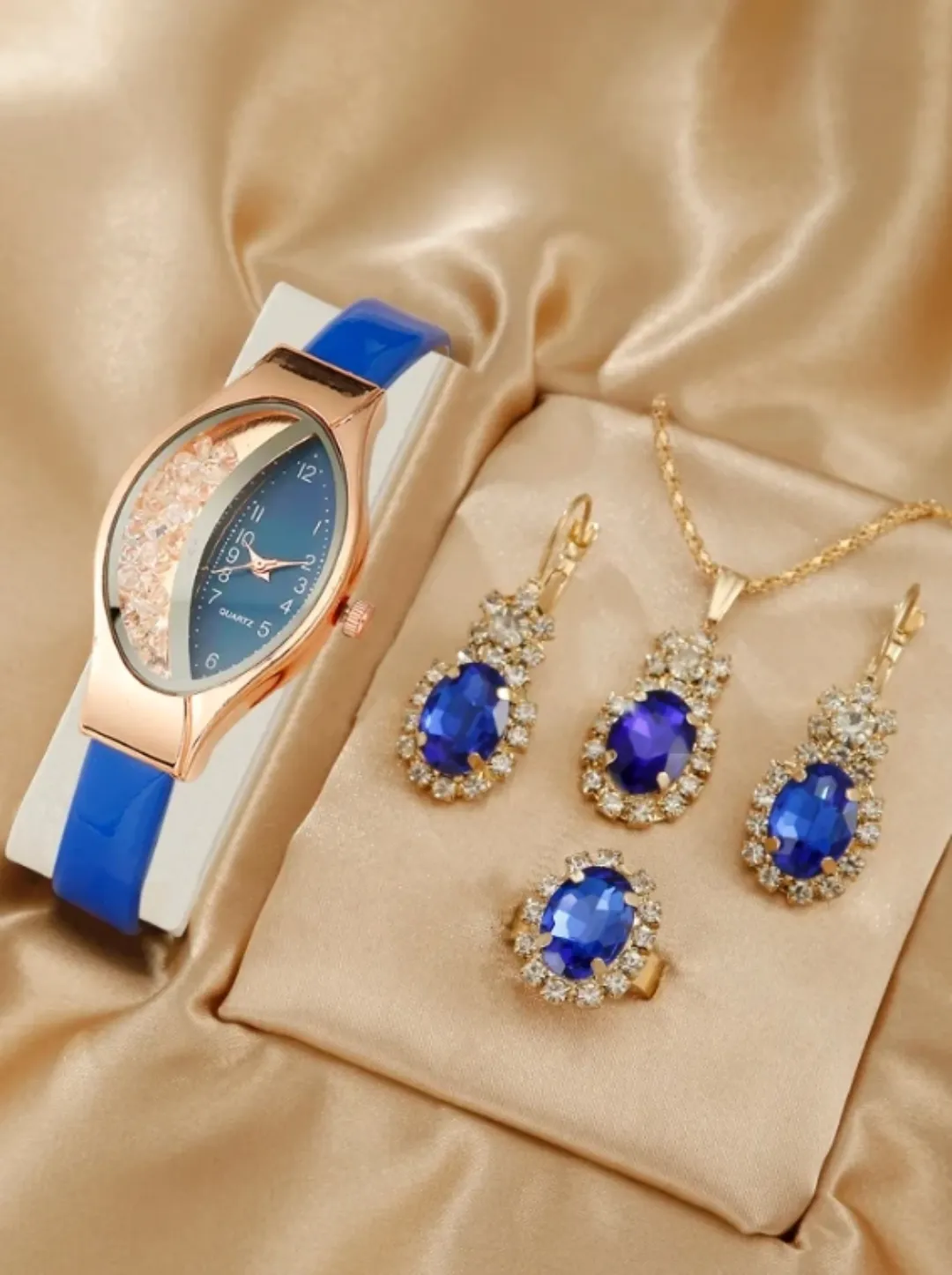 NJC Nouveau 5pcs Set Montres Femmes Bracelet en Cuir