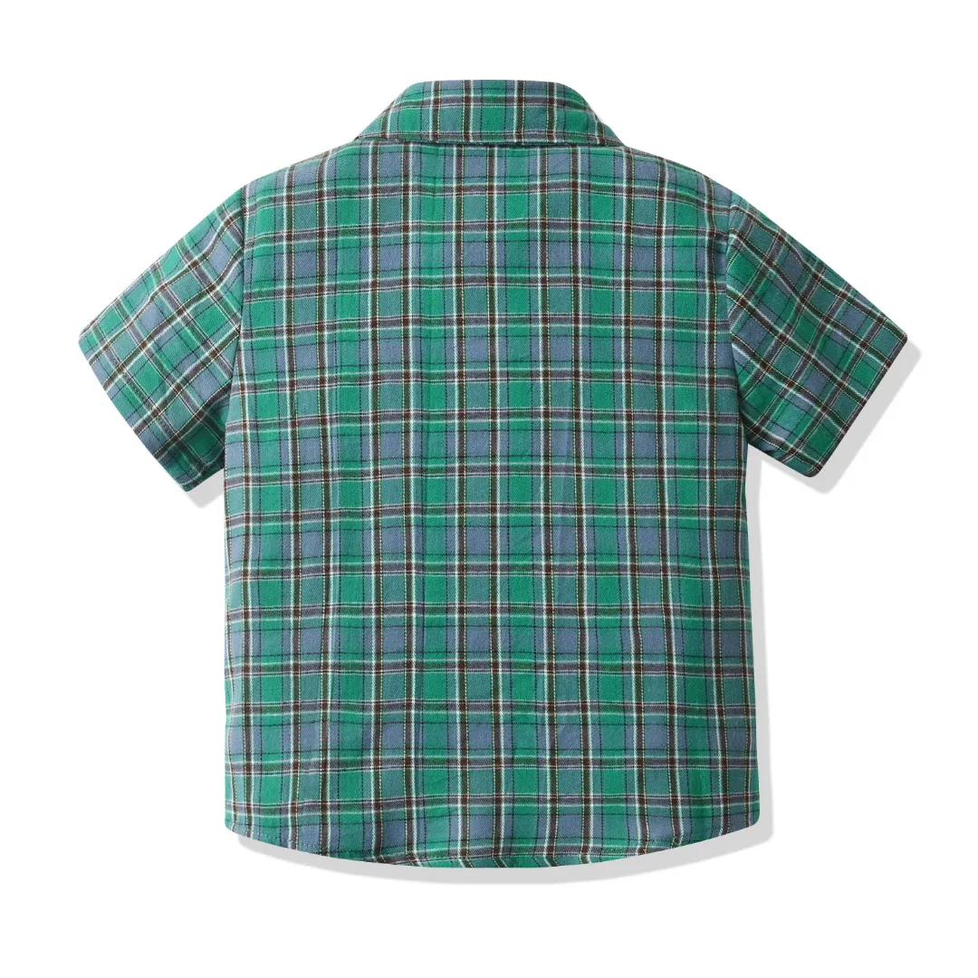Ensemble garçon chemise à carreaux et short à bretelles