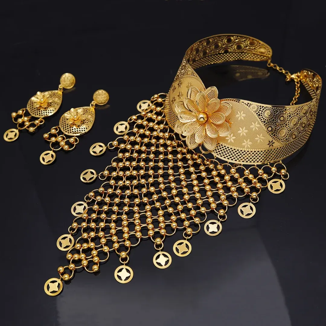 Ensemble de boucles d'oreilles et collier fleur creux style vintage plaqué or 24 carats