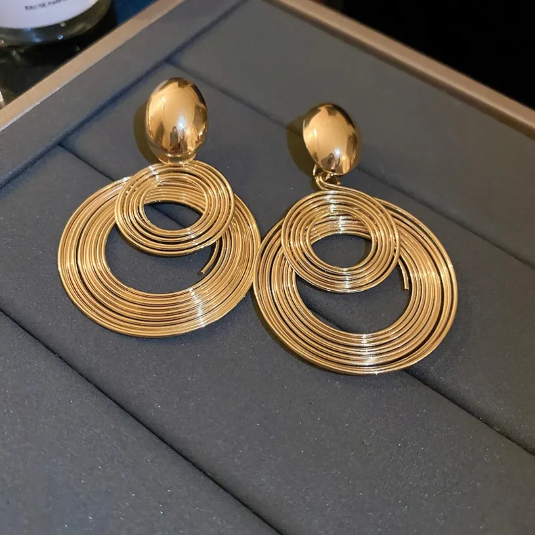 Boucles d'oreilles géométriques multicouches avec design en métal pour femmes