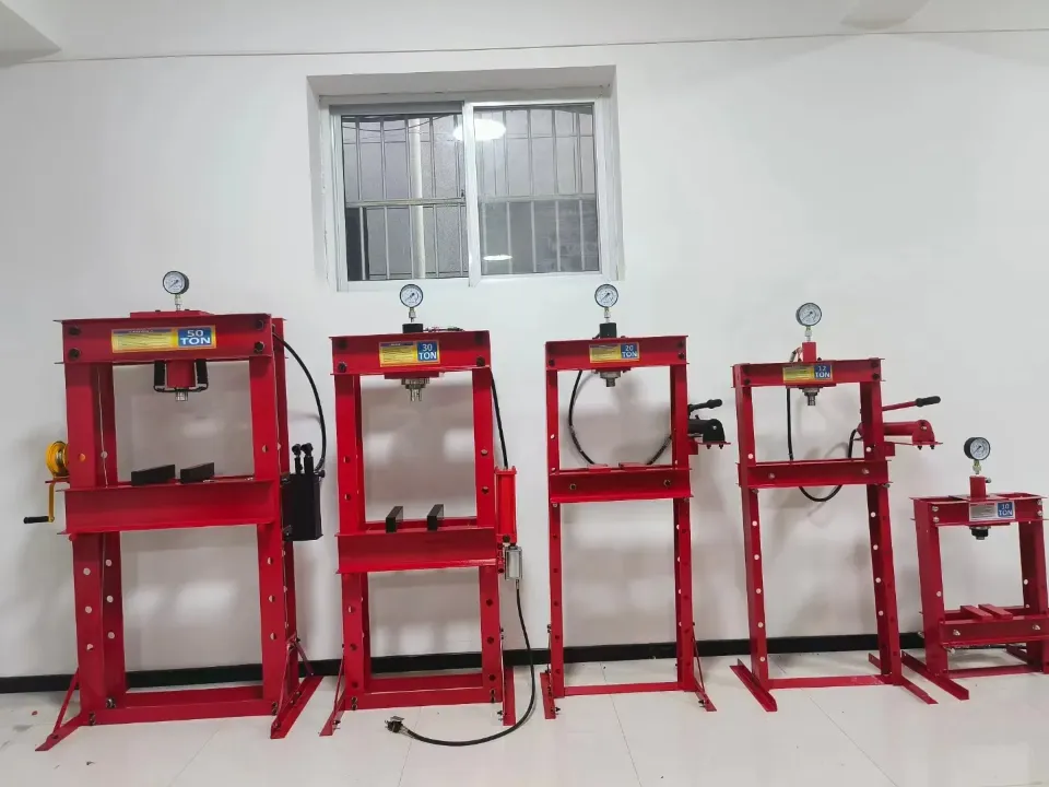 Presse hydraulique 12T (ZX0901B) – Atelier polyvalent avec vérin bouteille