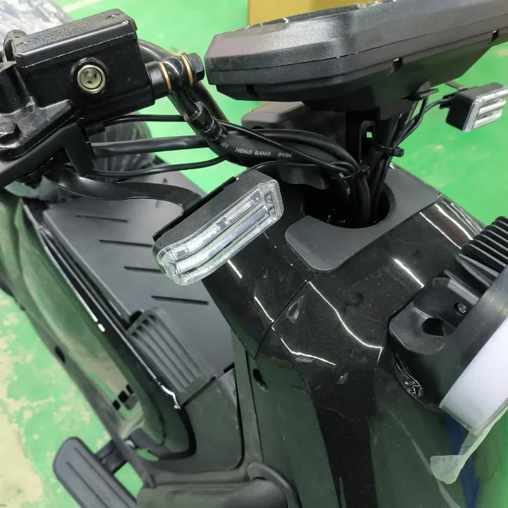 Moto électrique haute vitesse OEM 60V 16 pouces