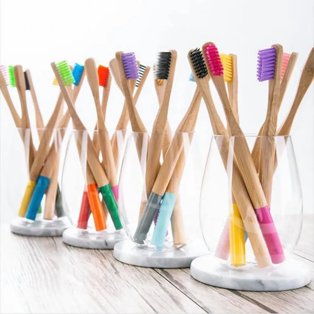 Brosse à dents en bambou biodégradable et recyclable avec logo personnalisé