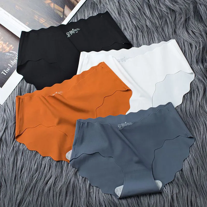 Lot de 1 à 5 culottes (selon l’option choisie)
